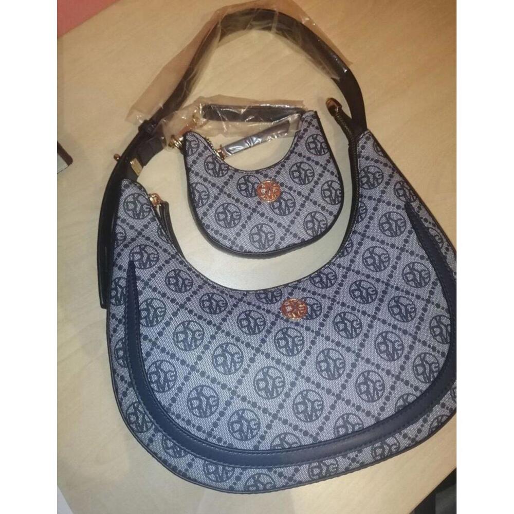 blue shoulder bag